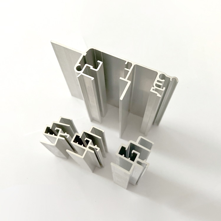 鋁型材行業(yè)：技術(shù)創(chuàng)新助力廣泛應(yīng)用，市場前景